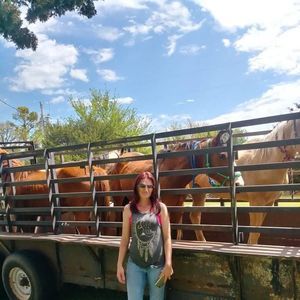 Meet your Posher, Stephanie